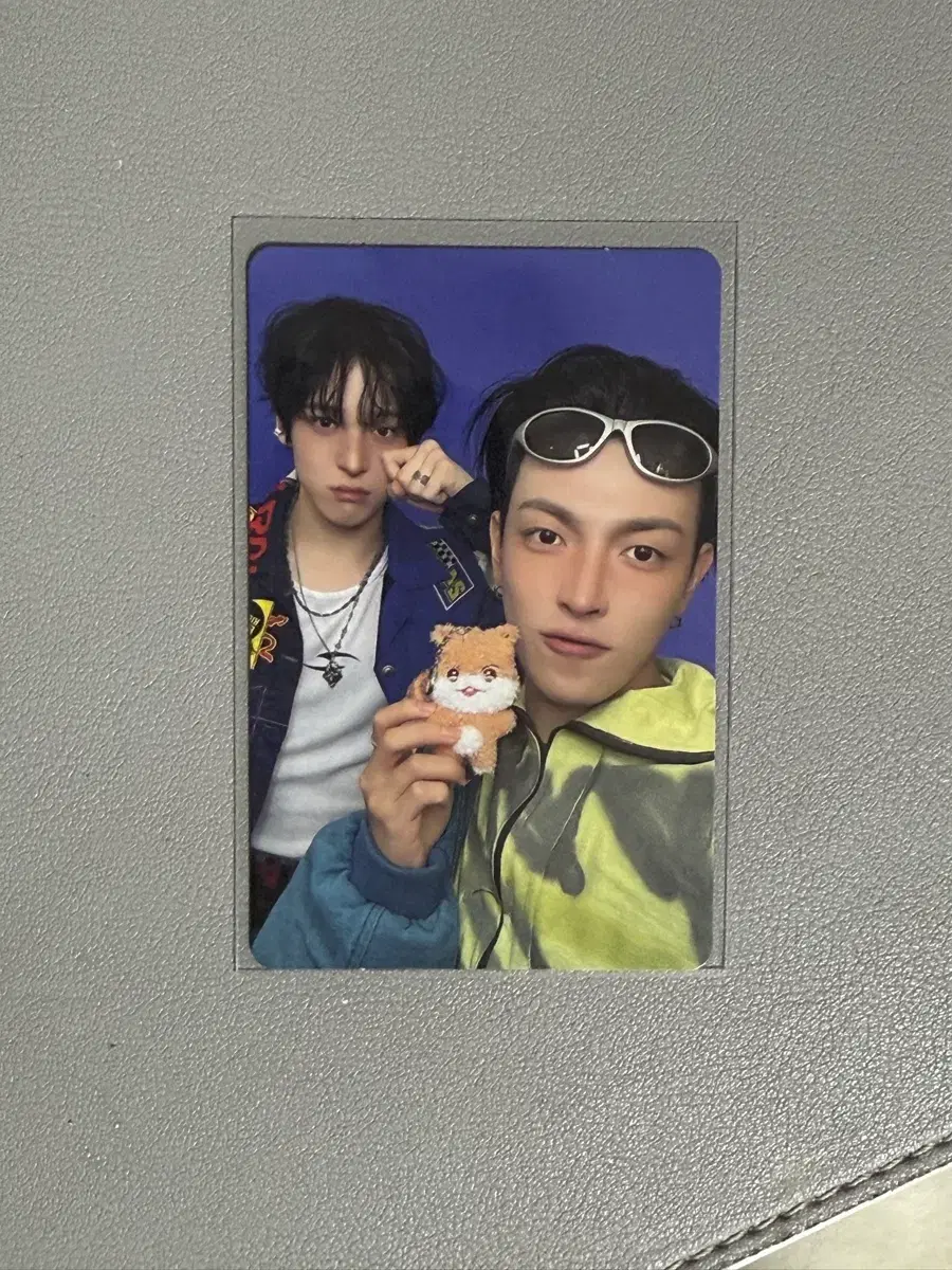thumbnail-0